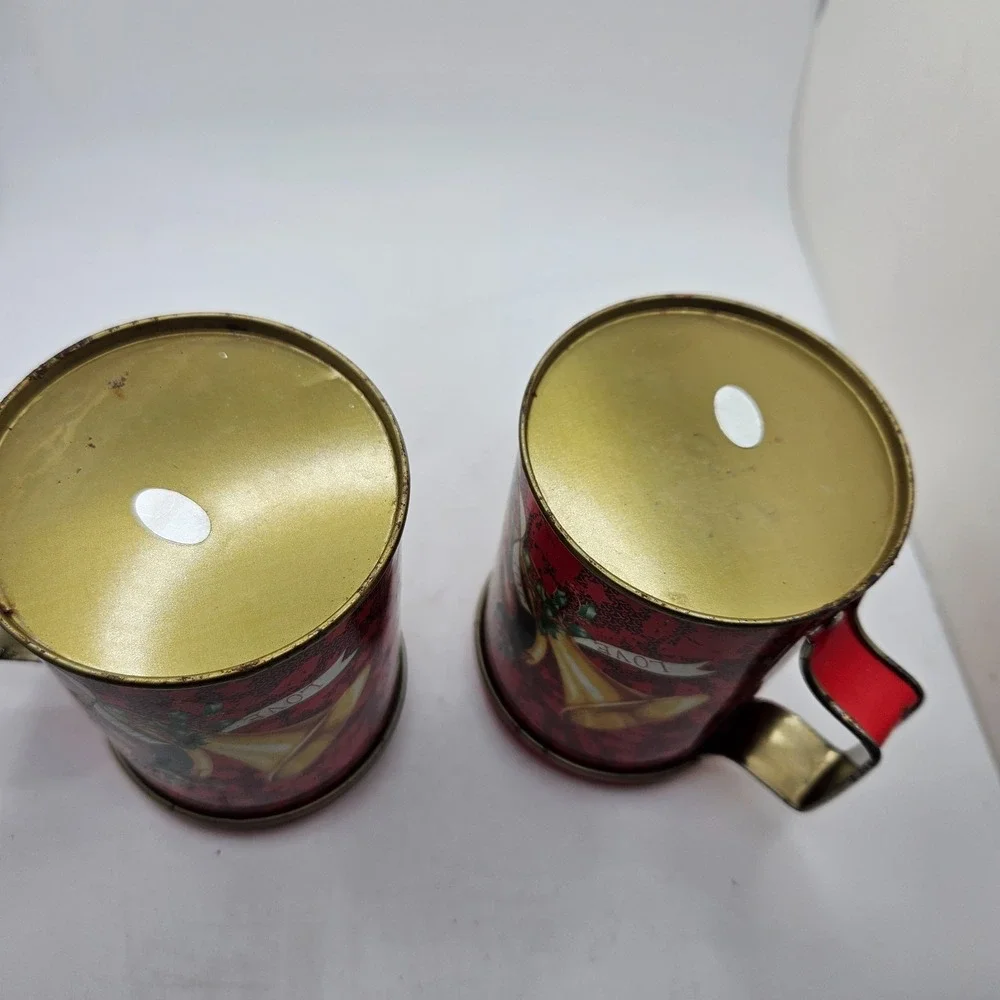 Vintage‎ Christmas Tin Salt & Pepper Shakers Red Musical Instruments Holiday Set